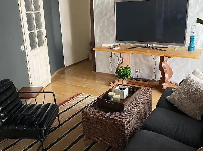 Kolme Venna 아파트